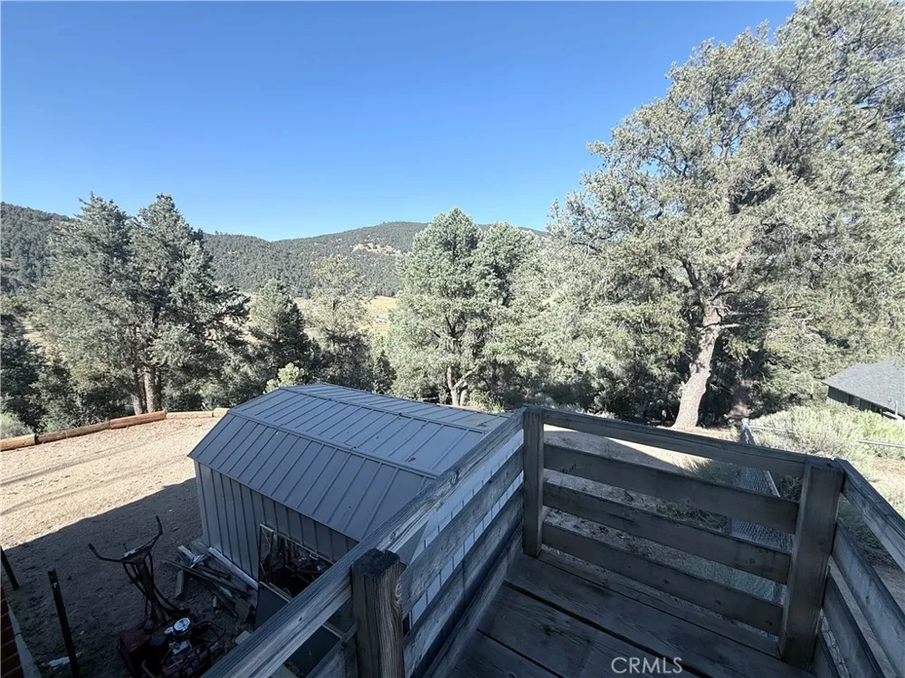 9316 Whispering Pines Rd. Frazier Park, CA 93225