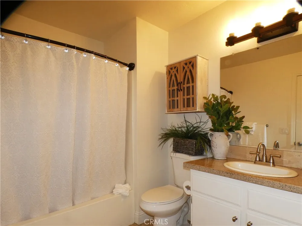 321 E Inger #N127 Santa Maria, CA 93454