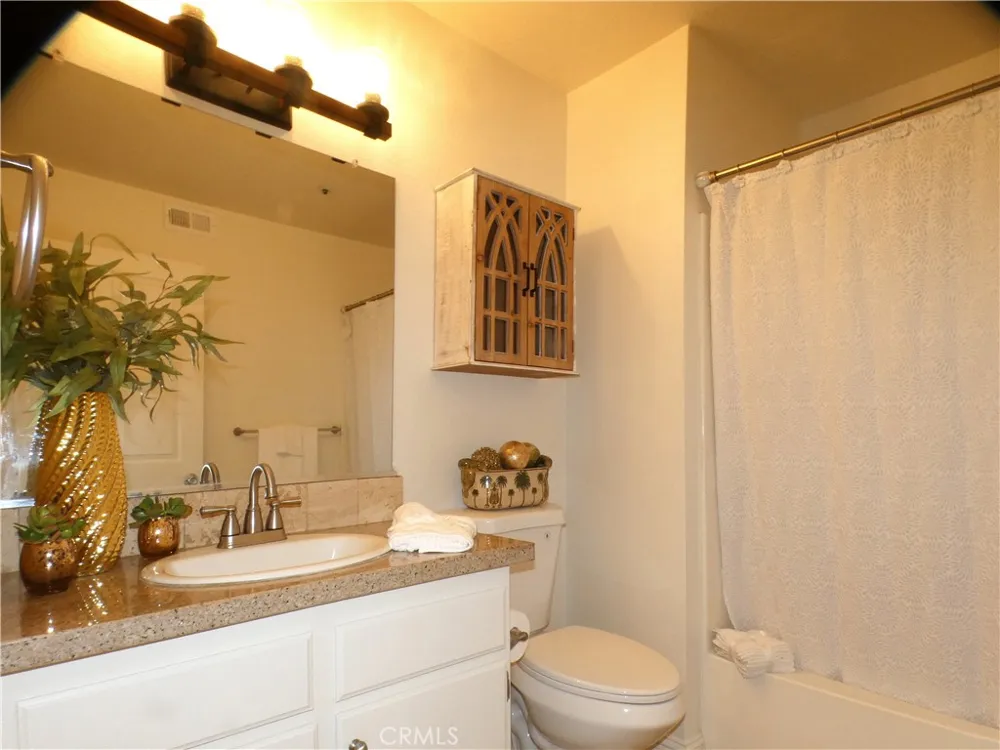 321 E Inger #N127 Santa Maria, CA 93454