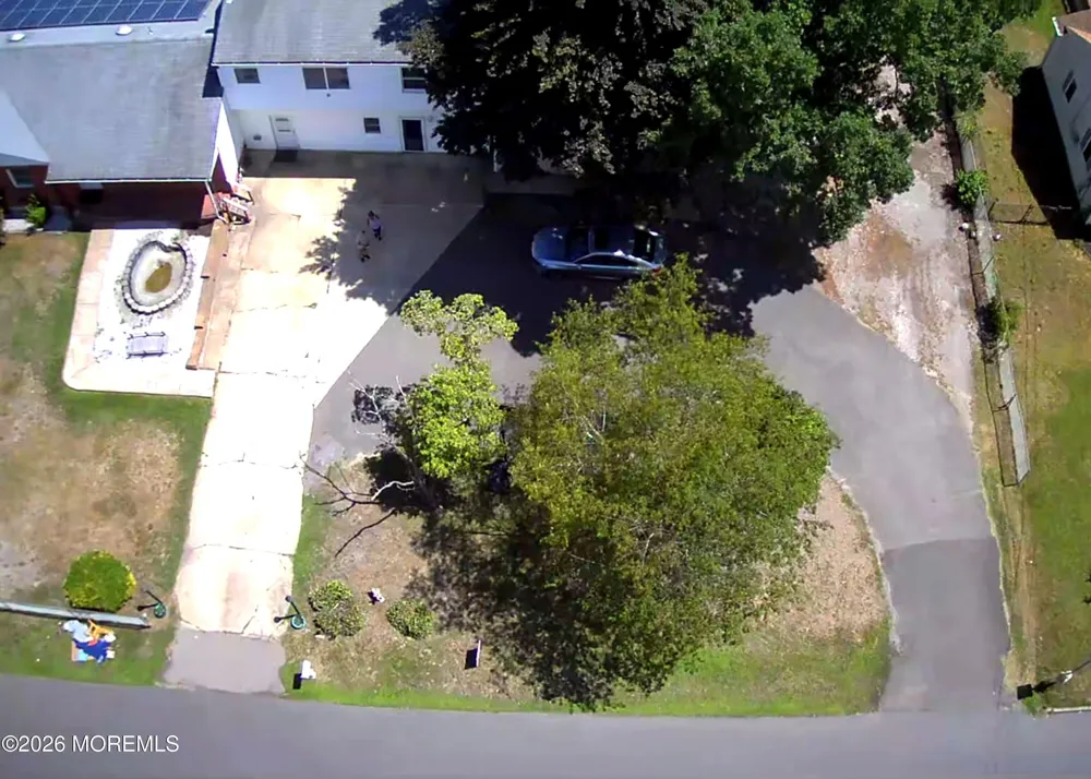 93 Outboard Avenue Manahawkin, NJ 08050