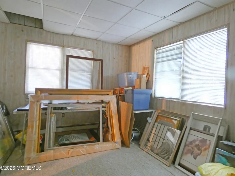 93 Outboard Avenue Manahawkin, NJ 08050