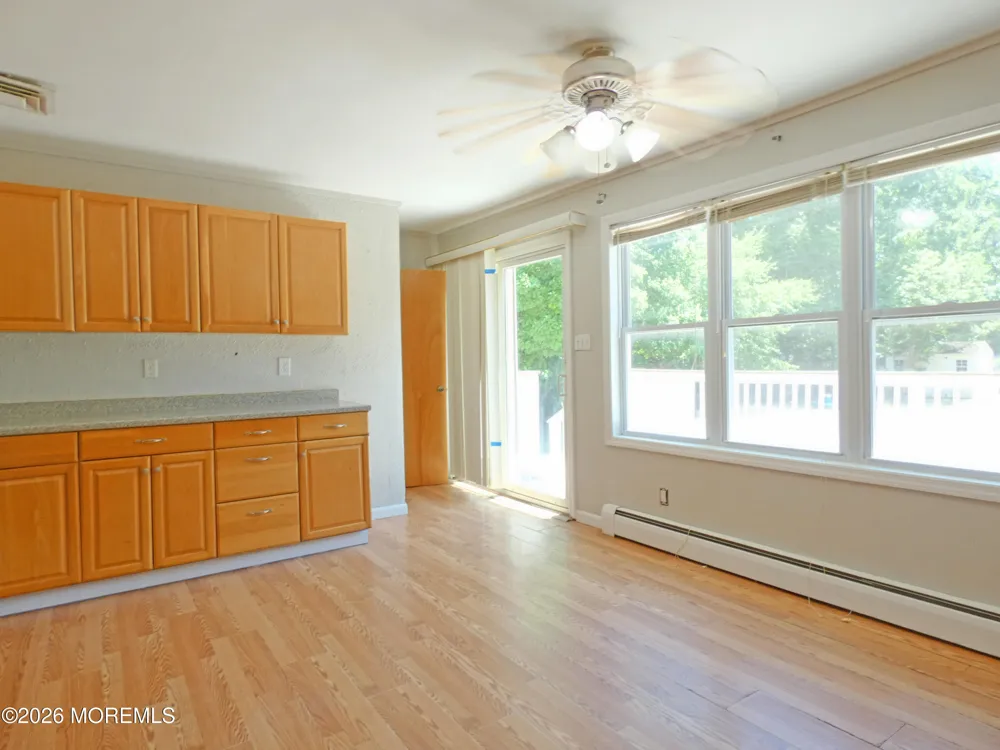 93 Outboard Avenue Manahawkin, NJ 08050