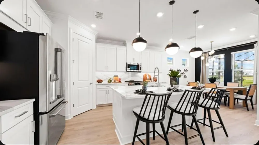 7416 MOONBEAM AVENUE Sarasota, FL 34241
