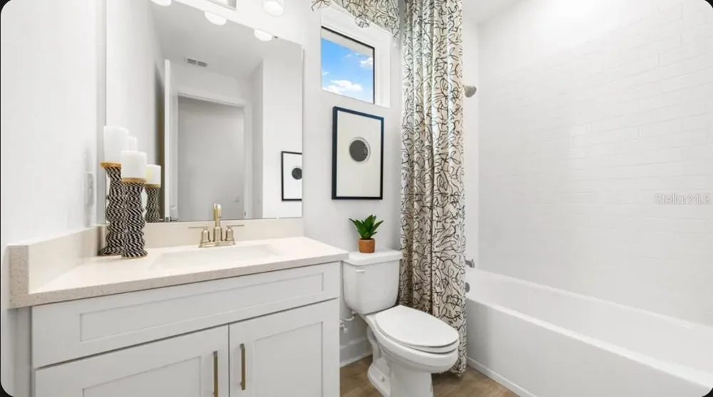 7416 MOONBEAM AVENUE Sarasota, FL 34241