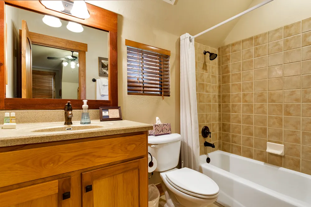 7412 Calming Court Jonestown, TX 78645