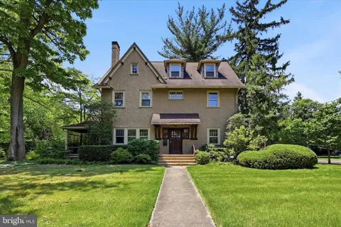 100 S PRINCETON AVENUE