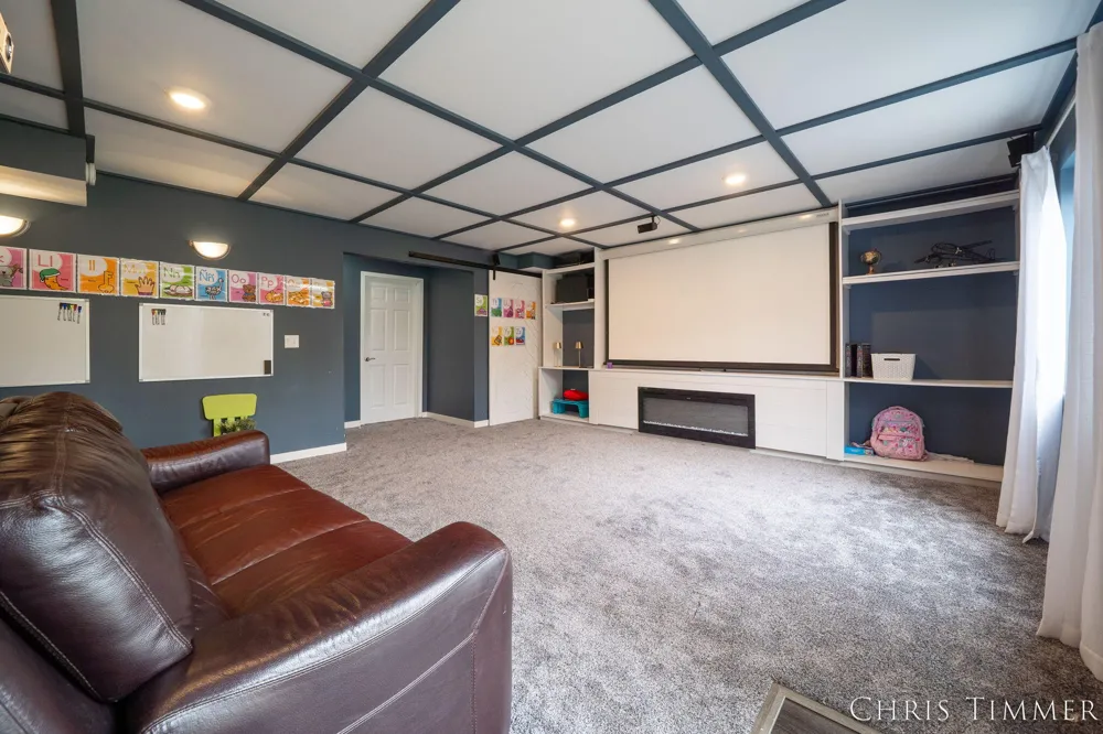 1877 Sun Park Drive Zeeland Charter Township, MI 49464