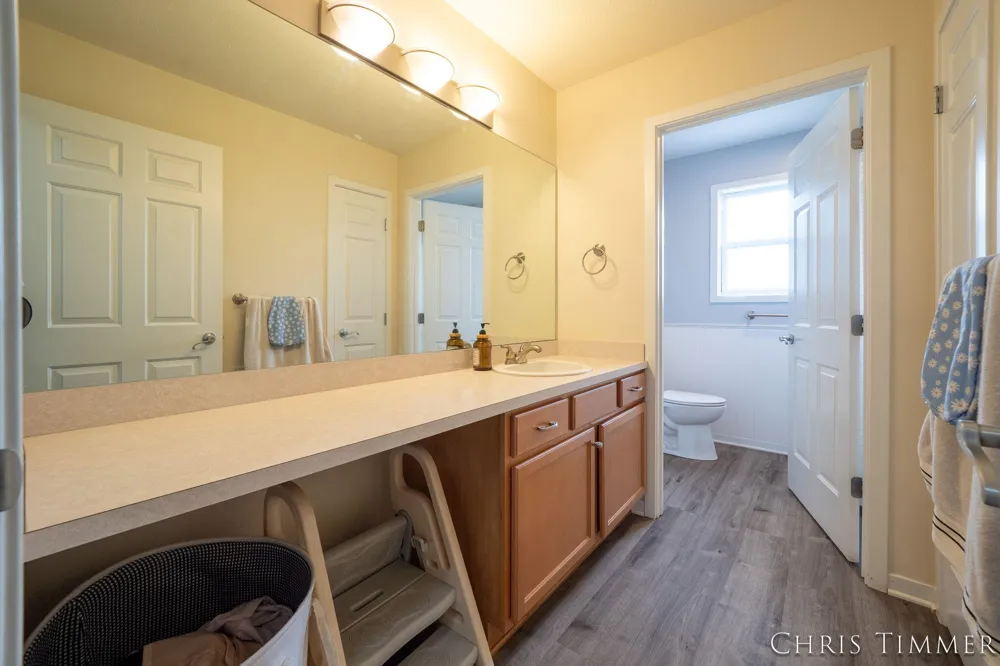 1877 Sun Park Drive Zeeland Charter Township, MI 49464