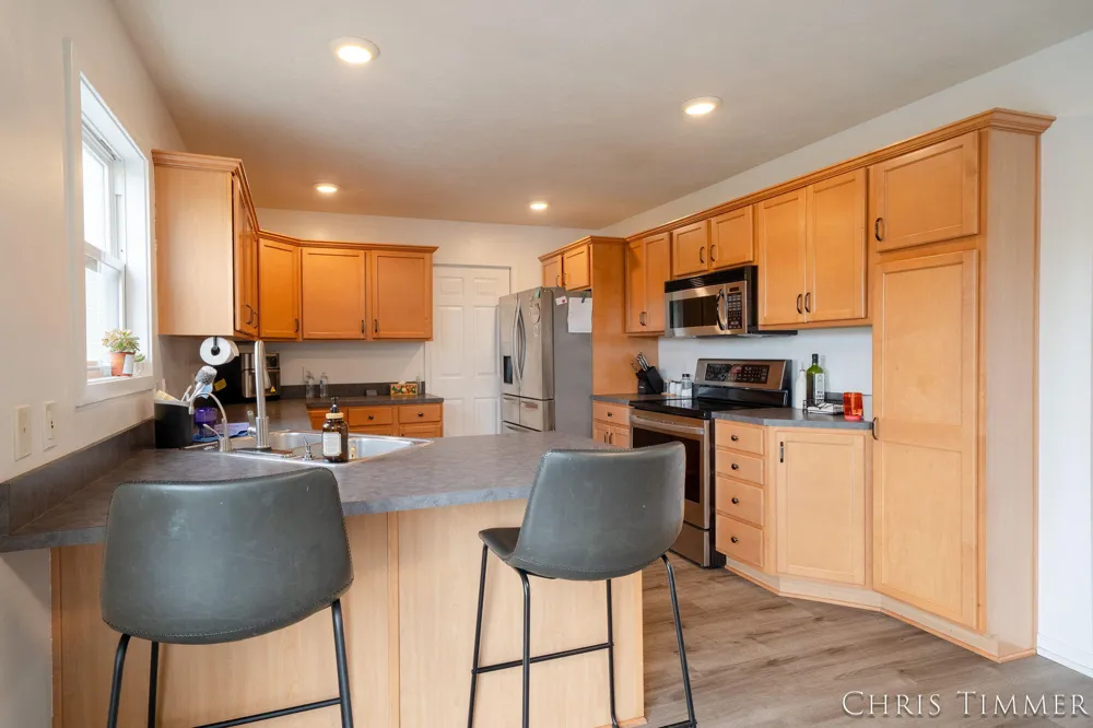 1877 Sun Park Drive Zeeland Charter Township, MI 49464