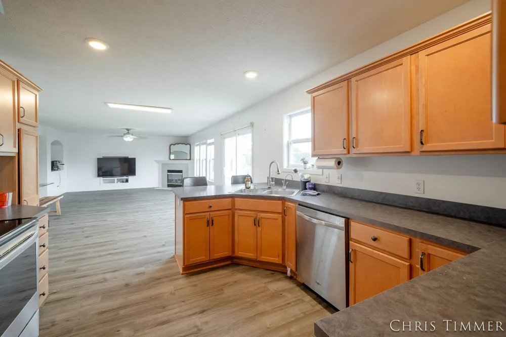 1877 Sun Park Drive Zeeland Charter Township, MI 49464