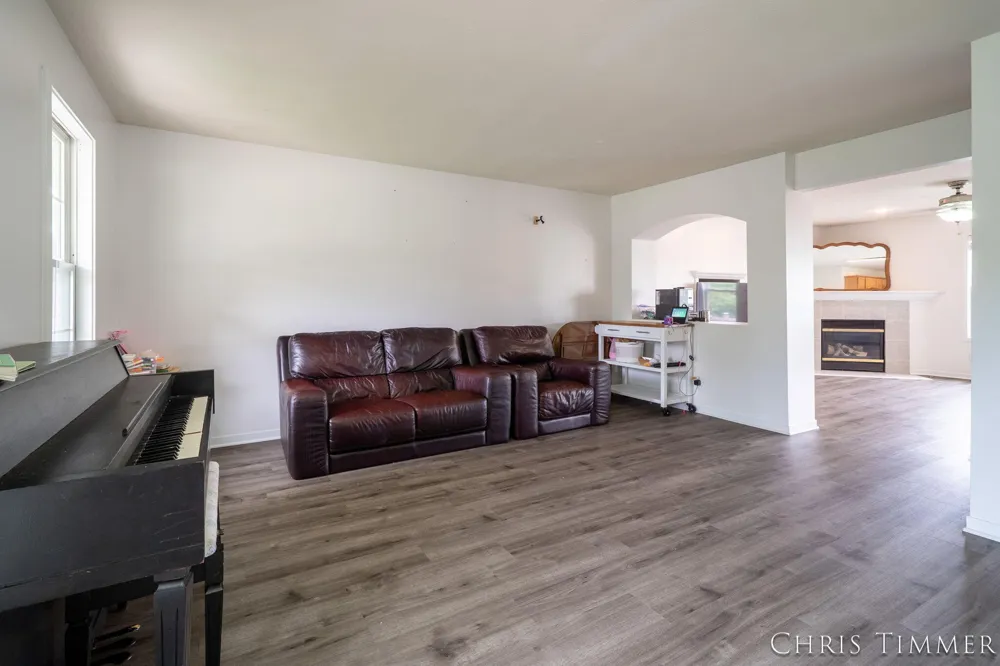 1877 Sun Park Drive Zeeland Charter Township, MI 49464