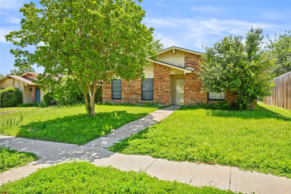 9214 Vagas Drive Rowlett, TX 75088