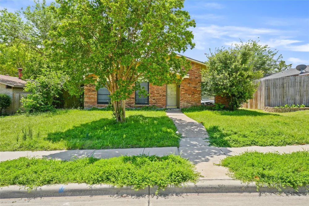 9214 Vagas Drive Rowlett, TX 75088