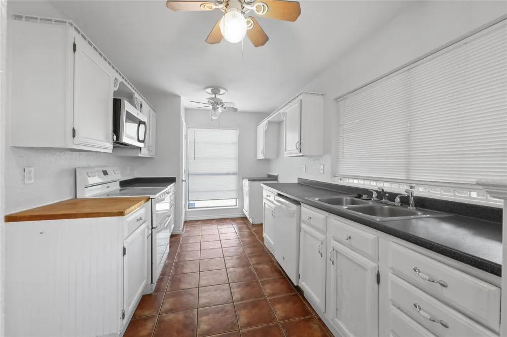 9214 Vagas Drive Rowlett, TX 75088