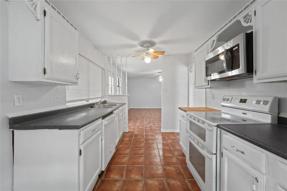 9214 Vagas Drive Rowlett, TX 75088