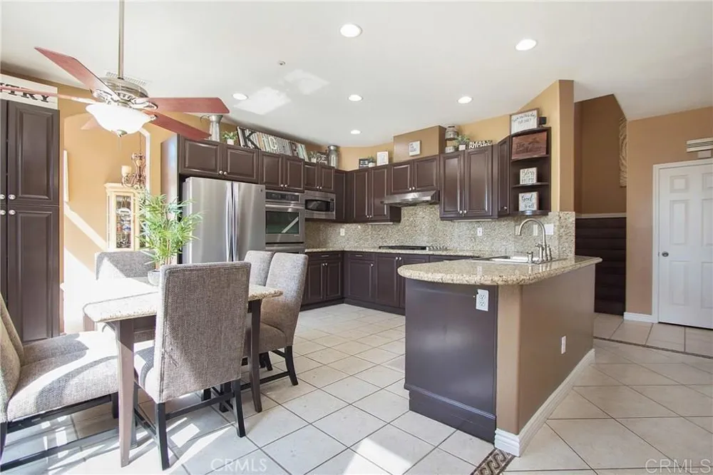 113 Gomez Circle Placentia, CA 92870