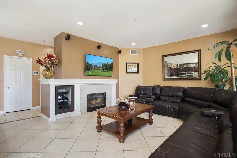 113 Gomez Circle Placentia, CA 92870