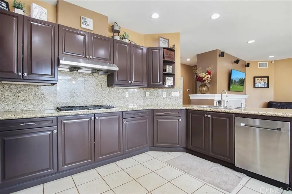 113 Gomez Circle Placentia, CA 92870