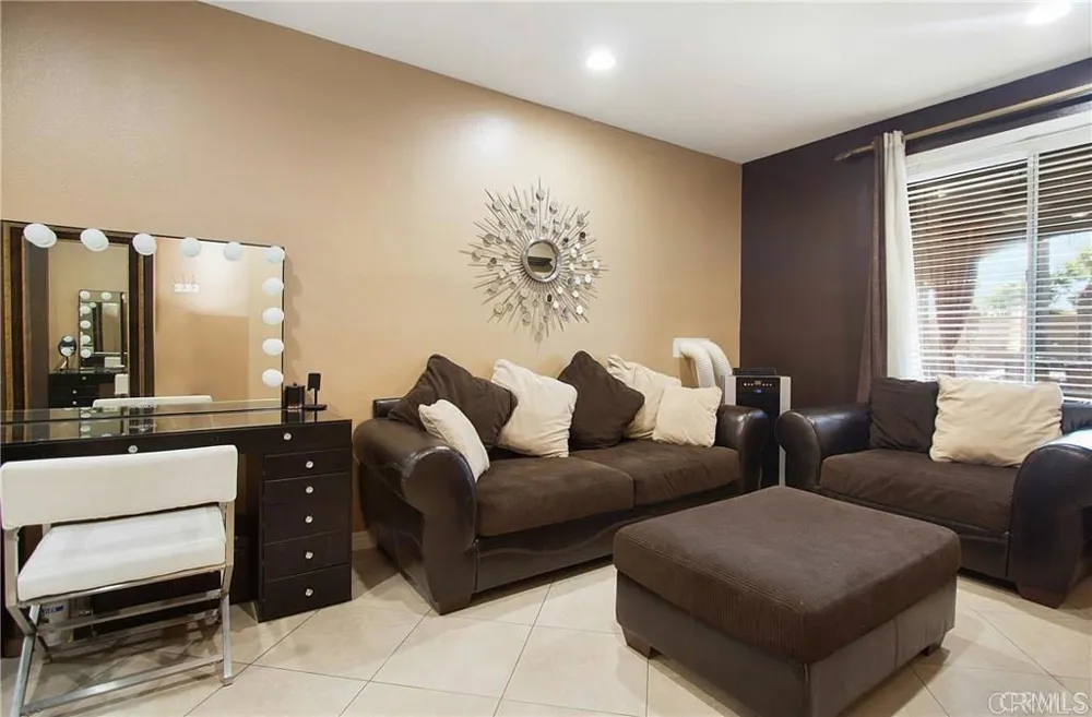 113 Gomez Circle Placentia, CA 92870