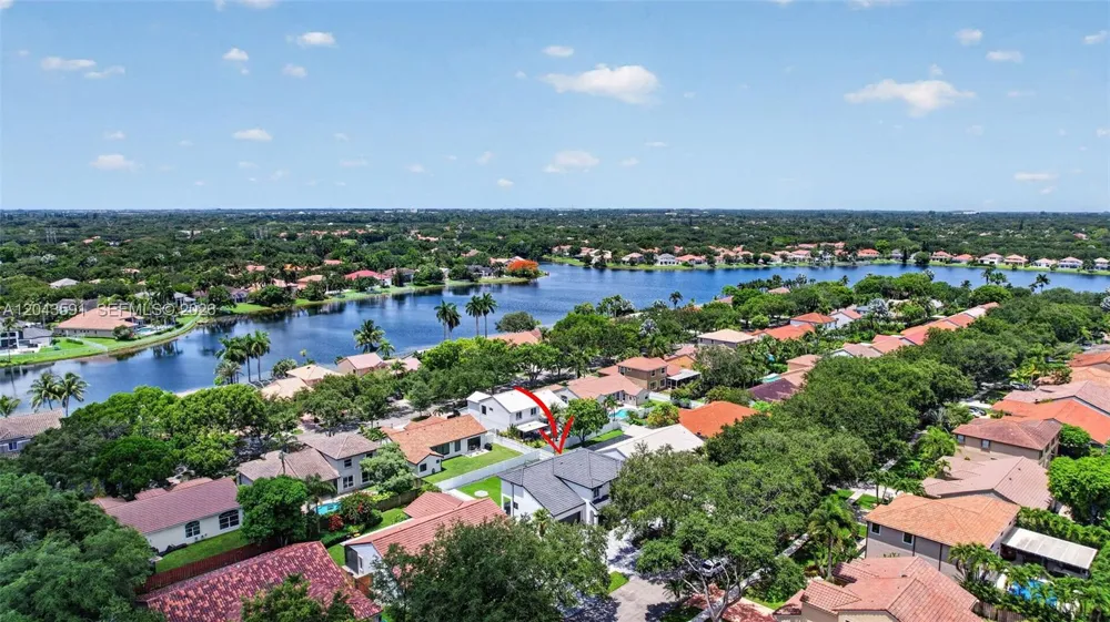 10746 Charleston Pl Cooper City, FL 33026
