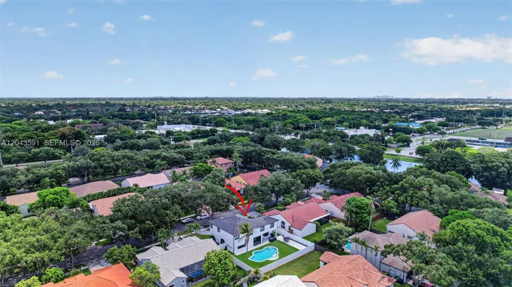 10746 Charleston Pl Cooper City, FL 33026