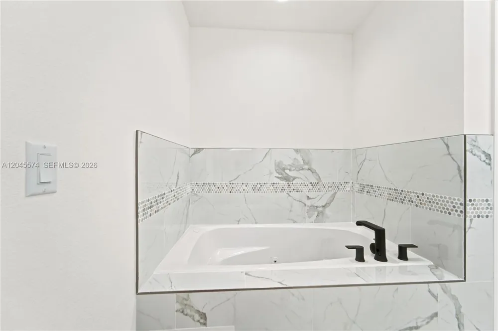 5203 Birch Dr Fort Pierce, FL 34945