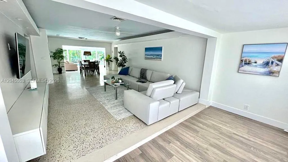262 Bombay Ave Lauderdale By The Sea, FL 33308