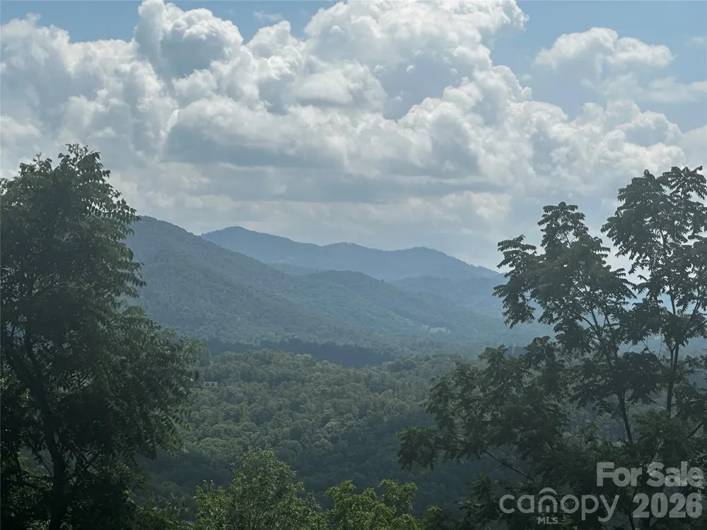 674 John Sparks Road Bakersville, NC 28705