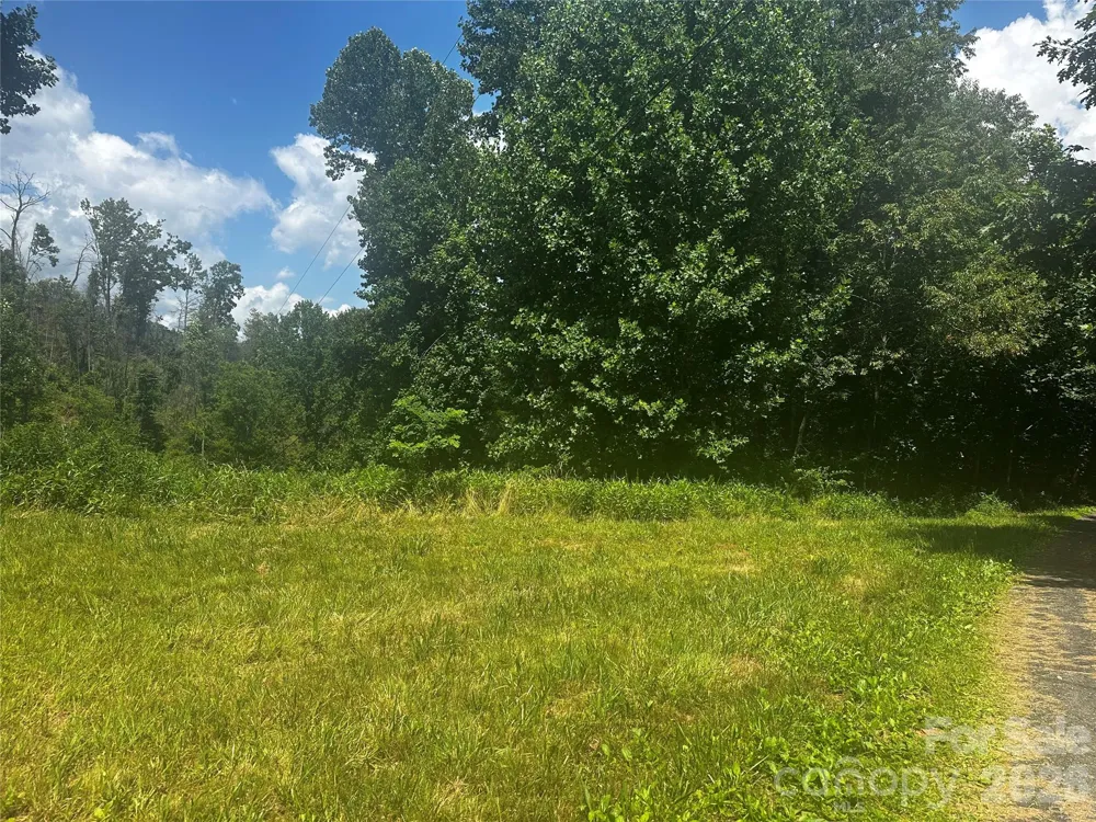 674 John Sparks Road Bakersville, NC 28705
