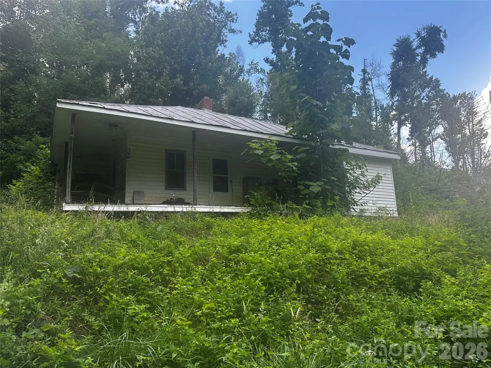 674 John Sparks Road Bakersville, NC 28705