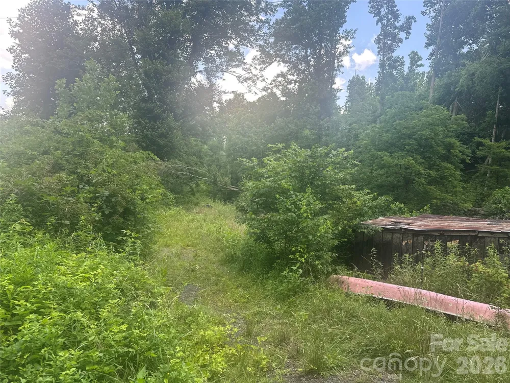 674 John Sparks Road Bakersville, NC 28705