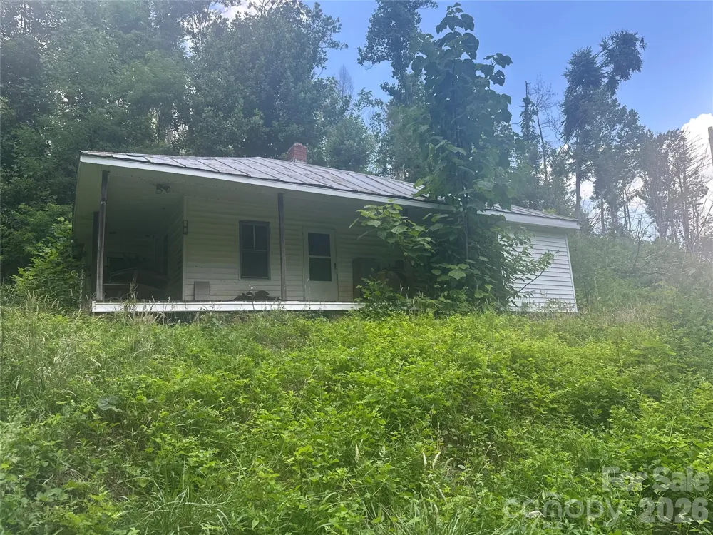 674 John Sparks Road Bakersville, NC 28705