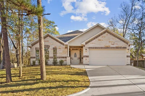 512 Sandy Oaks Drive