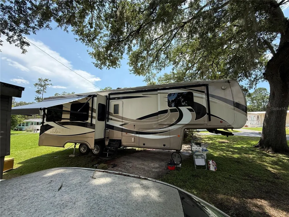 2092 CULBREATH ROAD #D24 Brooksville, FL 34602