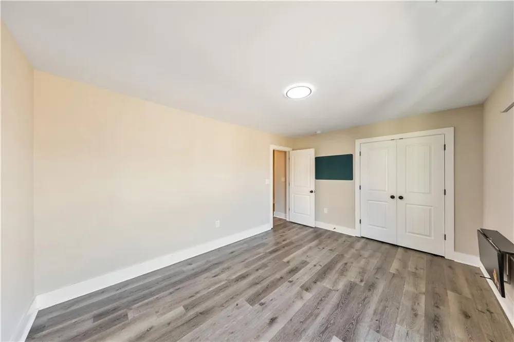336 Nobleman Way Canton, GA 30114