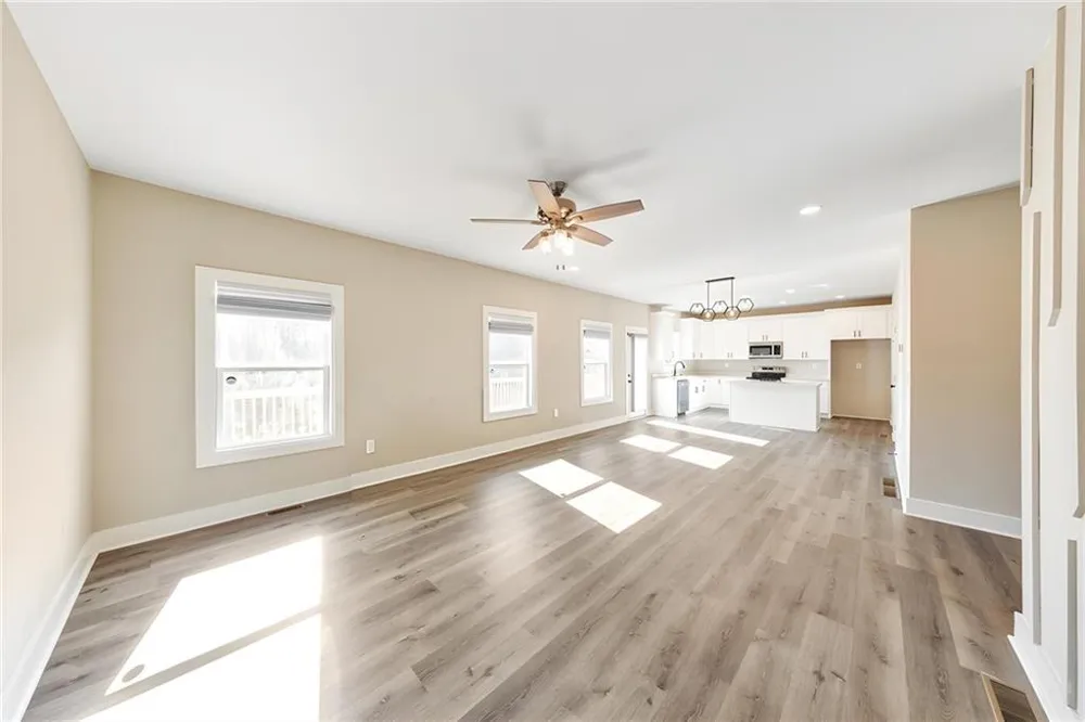 336 Nobleman Way Canton, GA 30114