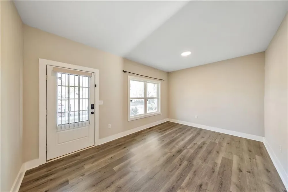 336 Nobleman Way Canton, GA 30114