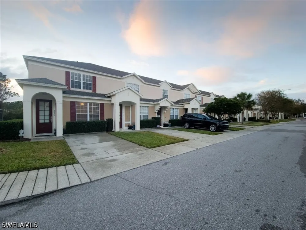 SILVER PALM DRIVE Kissimmee, FL 34747