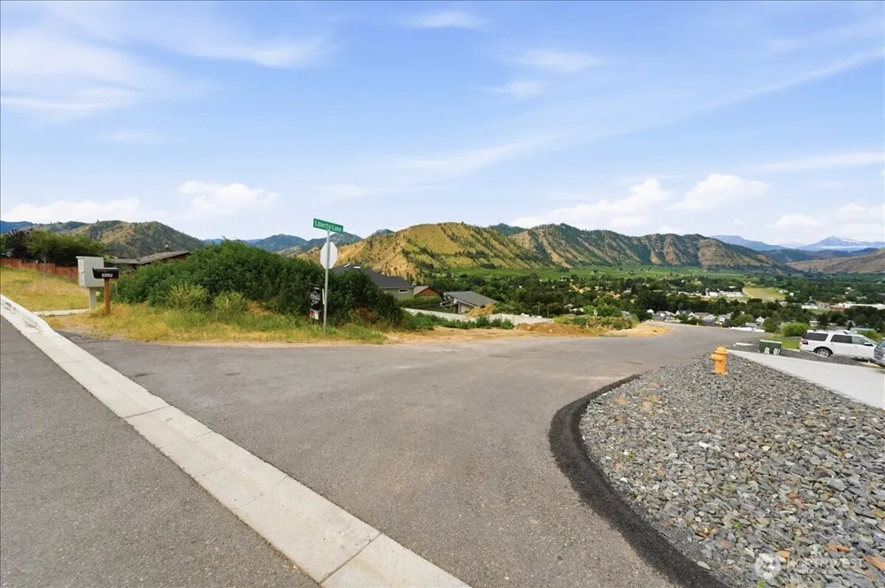 105 Liberty Lane Cashmere, WA 98815