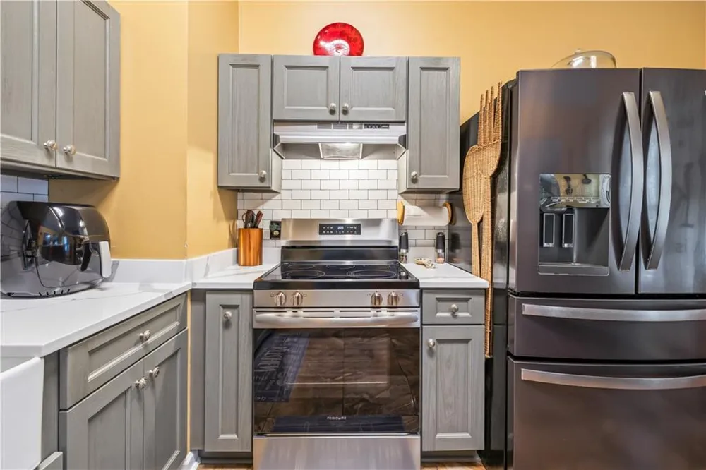 56 Quail Forest Drive Savannah, GA 31419