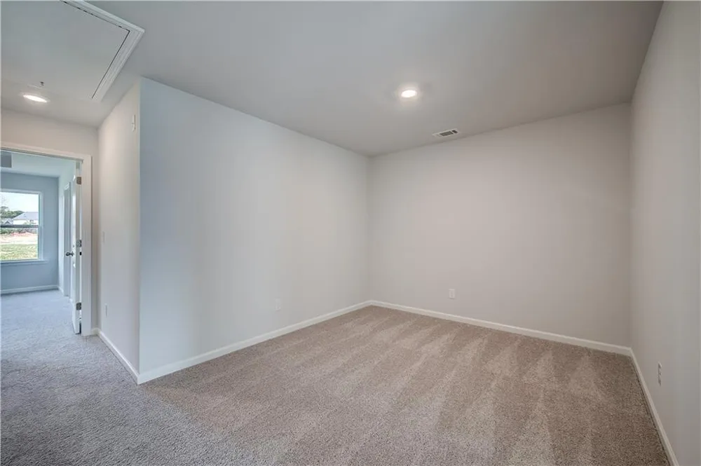 3639 Donovan Circle Loganville, GA 30052