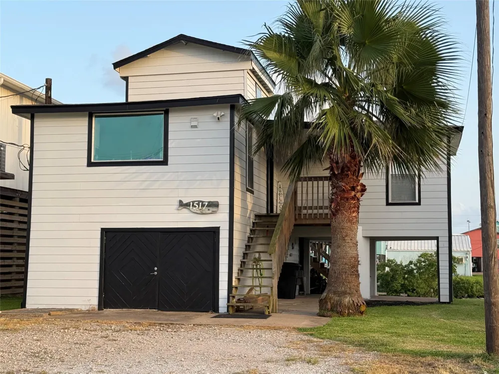 1517 County Road 201 Sargent, TX 77414