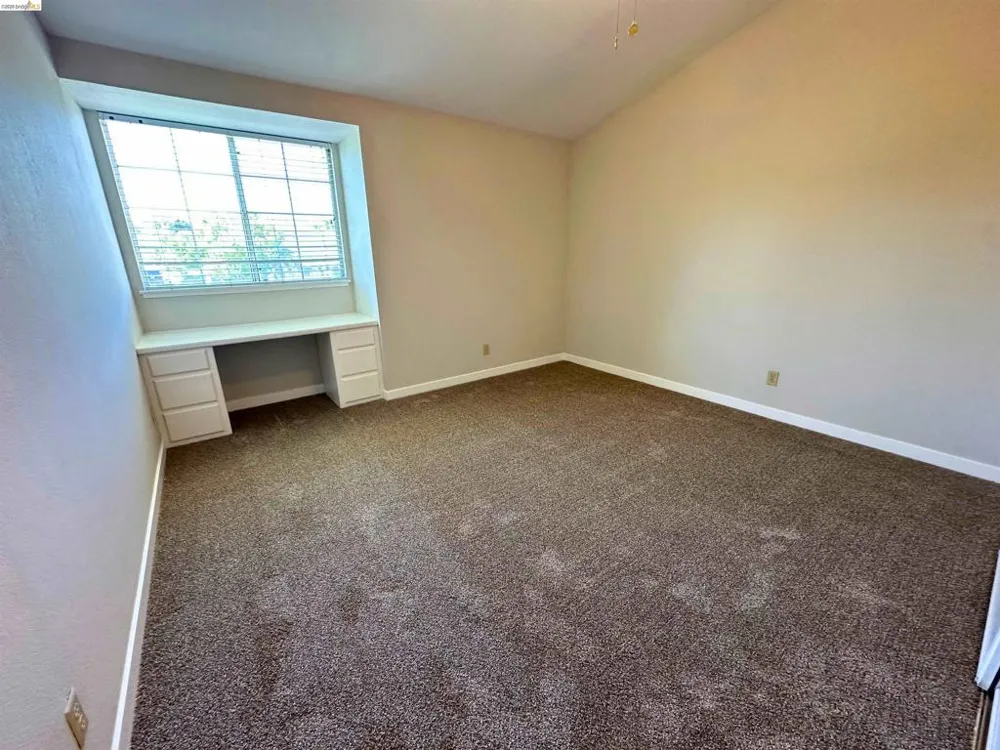 148 Heron Dr Pittsburg, CA 94565