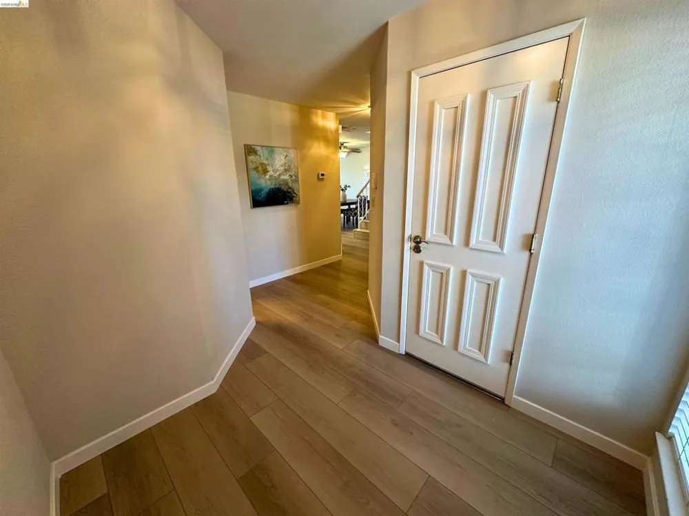 148 Heron Dr Pittsburg, CA 94565
