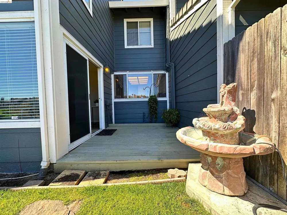 148 Heron Dr Pittsburg, CA 94565