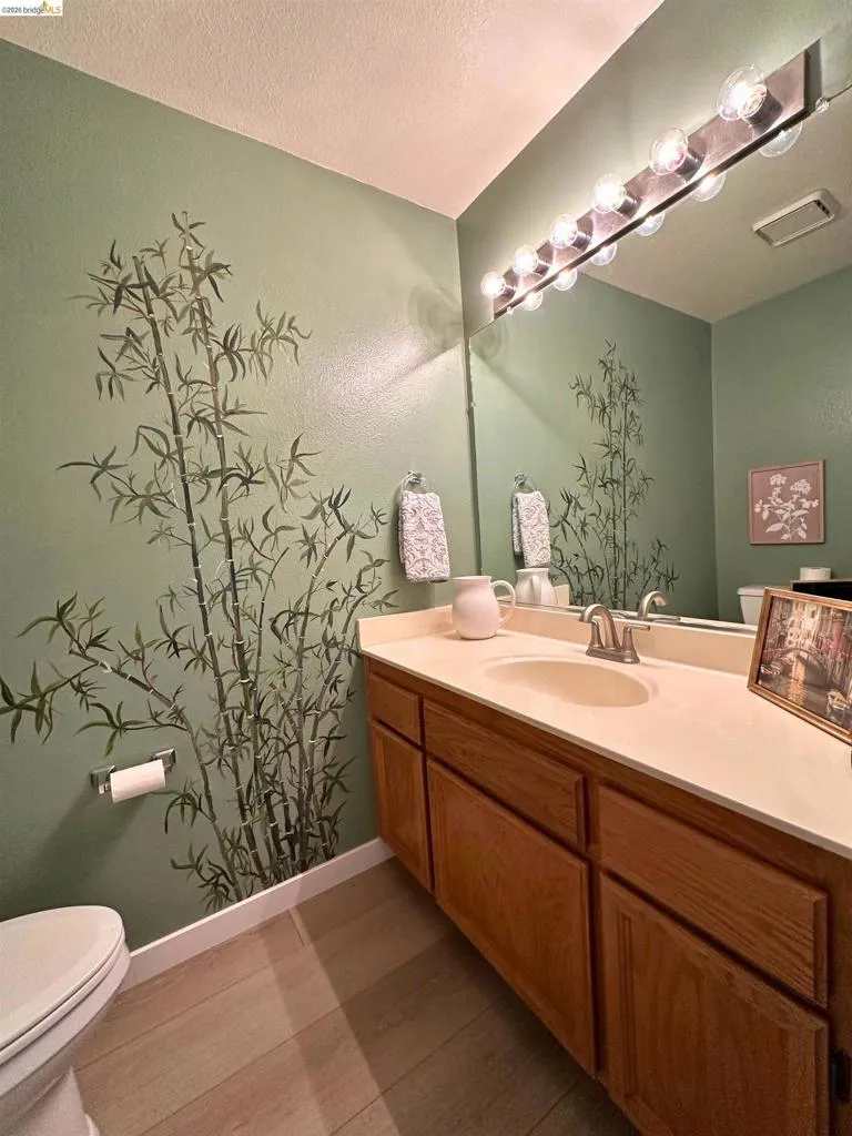 148 Heron Dr Pittsburg, CA 94565