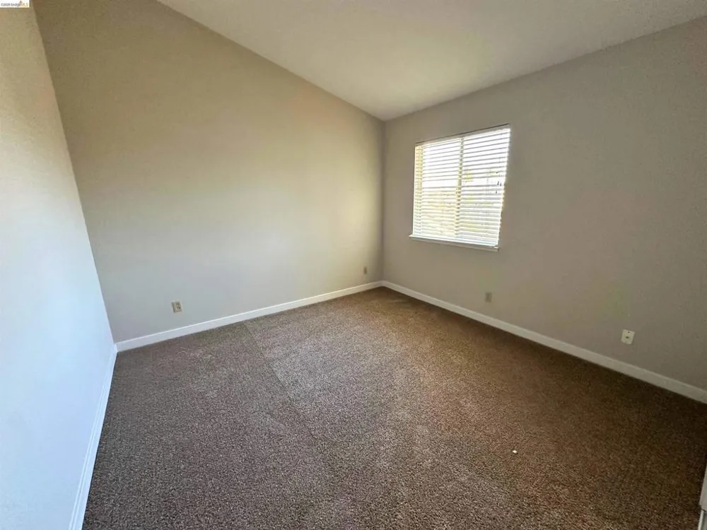 148 Heron Dr Pittsburg, CA 94565