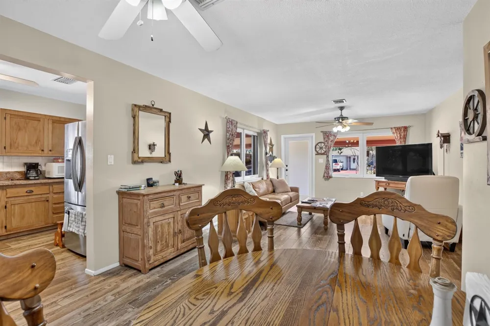 220 NW 48th Street Oakland Park, FL 33309