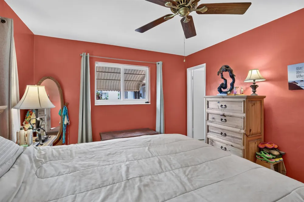 220 NW 48th Street Oakland Park, FL 33309