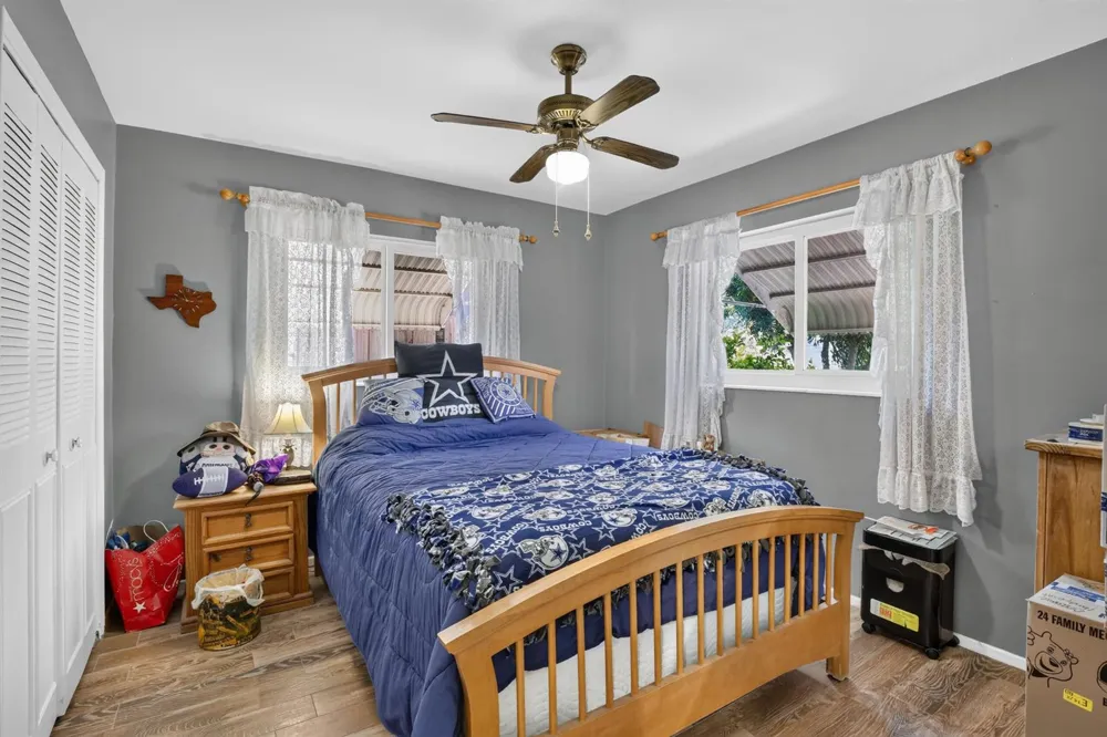 220 NW 48th Street Oakland Park, FL 33309
